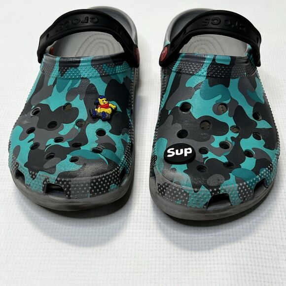 Disney Parks Star Wars Mandalorian Crocs Adult Womens 10 Mens Size 8 Camo Clogs - Picture 7 of 12